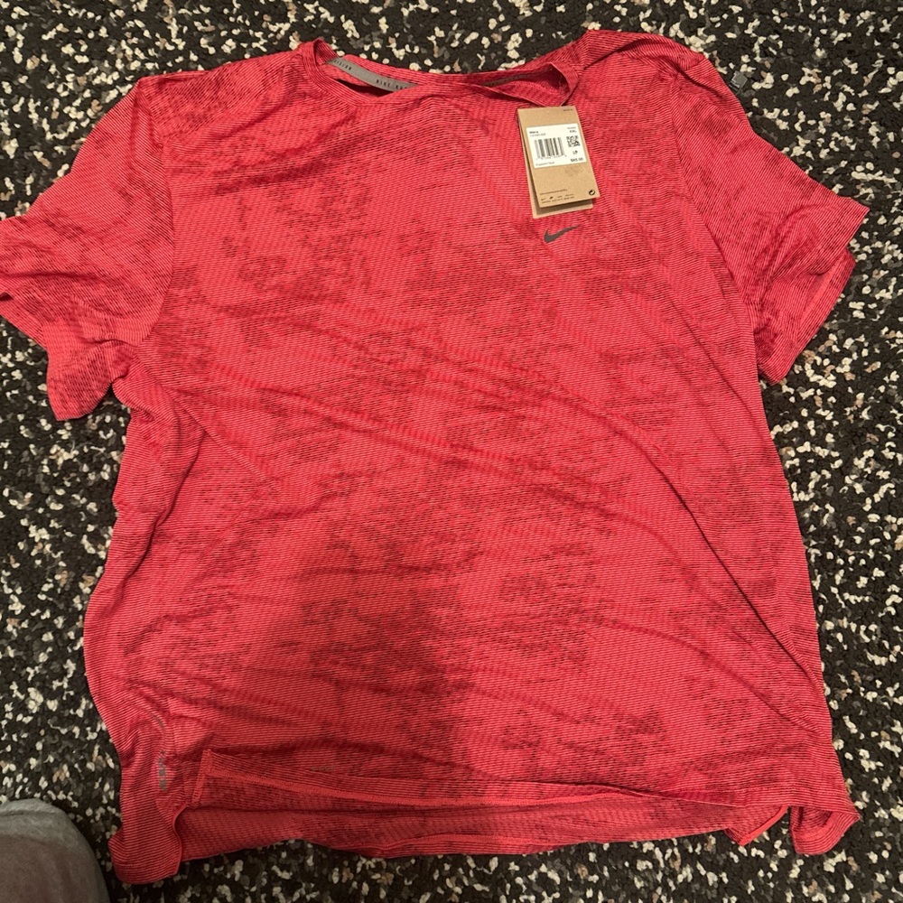 Nike running division  Red Top